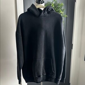 American Eagle L tall Black worn look Hoodie washed not worn